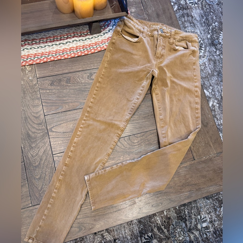 American Eagle 360 Stretch Tan Jeggings 6L